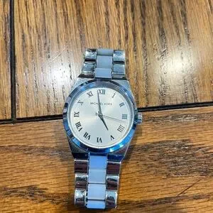 Michael Kors | Accessories | Michael Kors Silver Roman  display picture 2